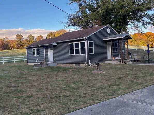 1720 Hugenberg Ln, Fowler, IL 62338