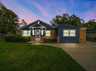 405 Marshall Rd, Northbrook, IL 60062