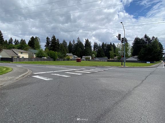 2nd image of 3624 Yelm Highway SE