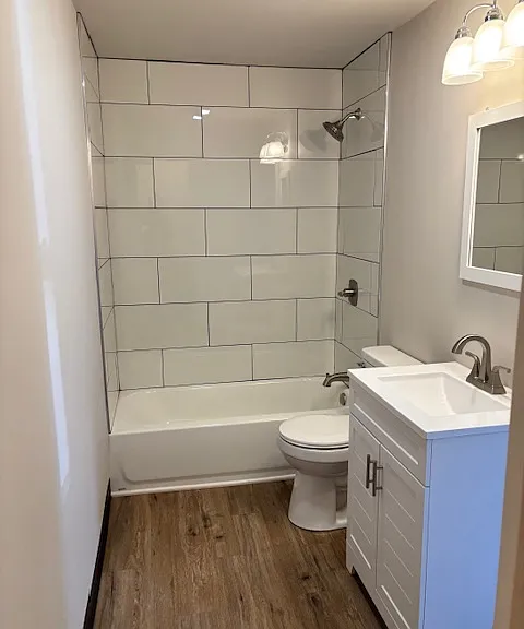 606 Court St — Photo 5