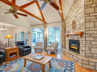 580 Rs County Rd #3325, Emory, TX 75440