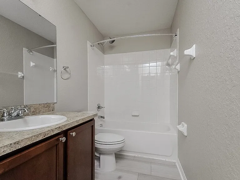 6111 Evansbrook Dr — Photo 14