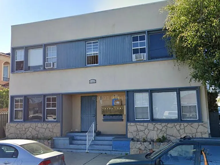 417 N Palos Verdes St — Photo 1
