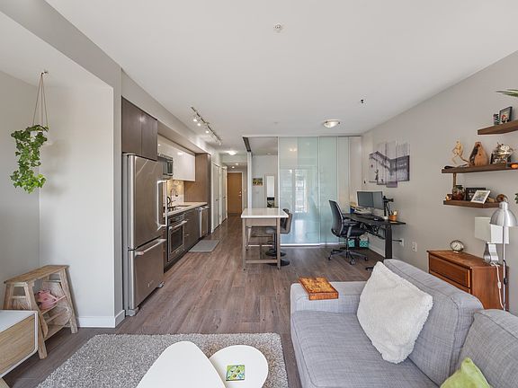 3rd image of 384 E 1st Ave #619