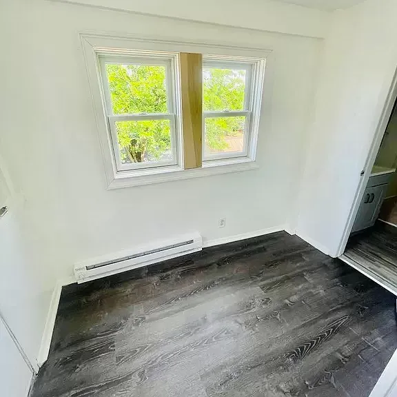 1911 Ferry St #1 — Photo 7