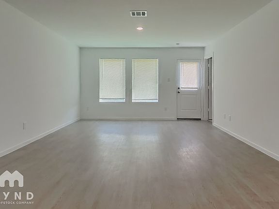 2nd image of 944 Capracotta Dr