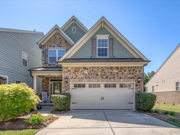 1323 English Cottage Ln, Cary, NC 27518