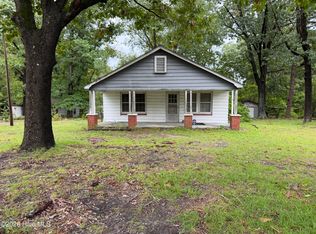 235 Bryant Rd, Carthage, NC 28327