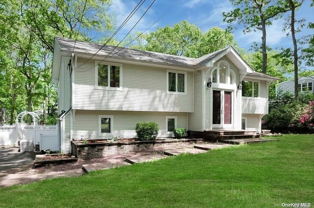 35 Hillside Ave, Saint James, NY 11780 Zillow