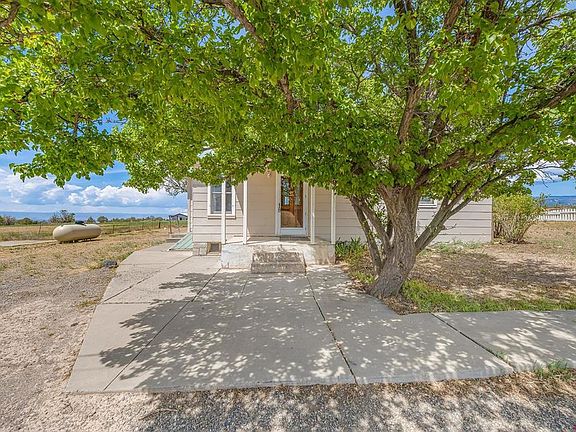 4th image of 25448 Apricot Road