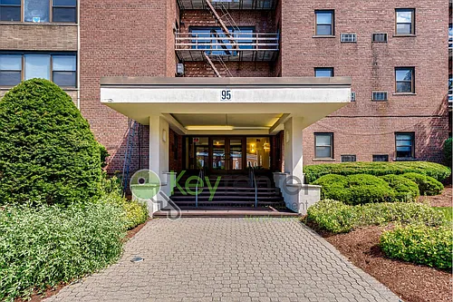 95 Orient Way #5E Photo 1 95 Orient Way #5E Photo 1
