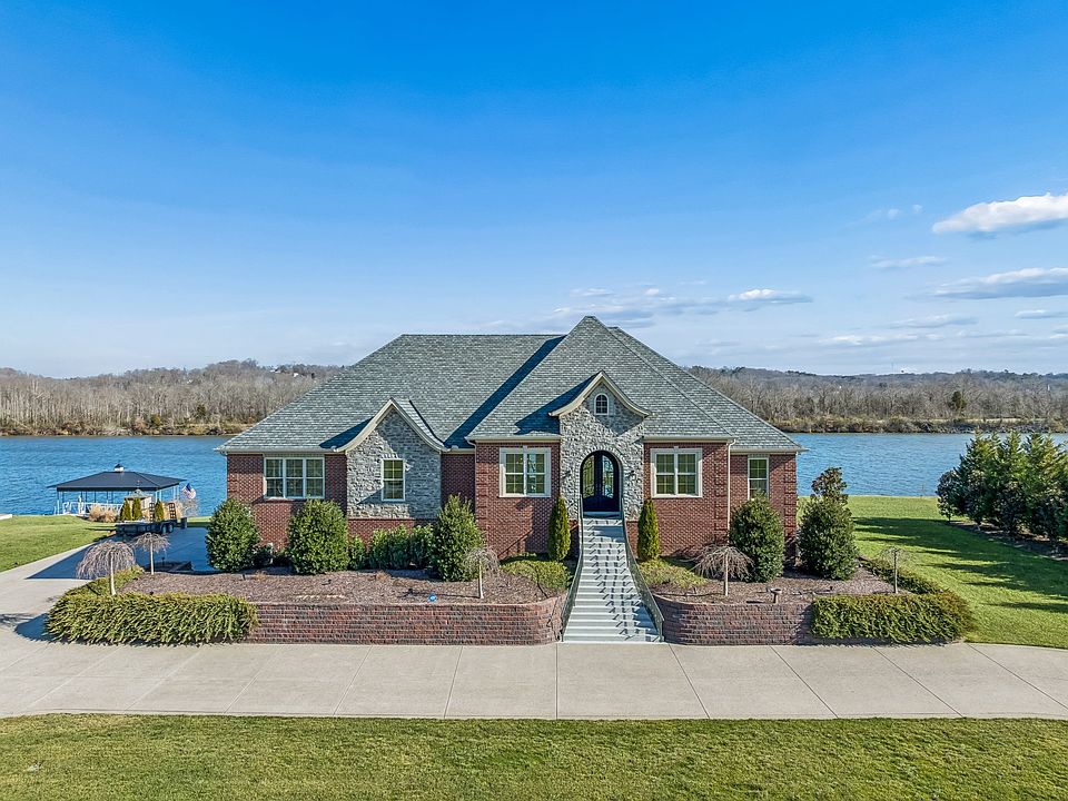 1st image of 185 Shoals Lndg