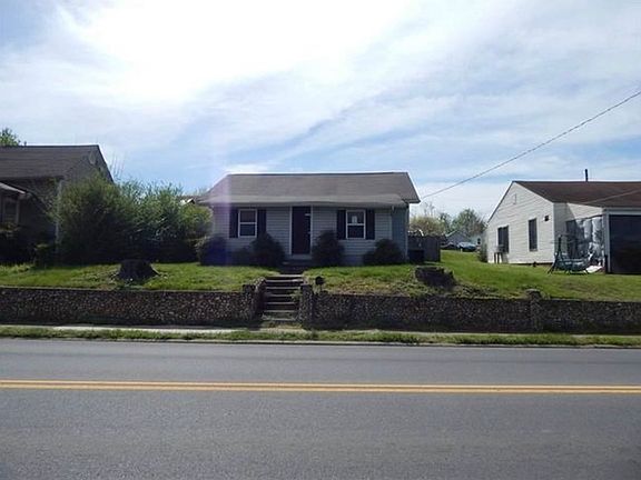 3rd image of 1142 Wildwood Ave SE