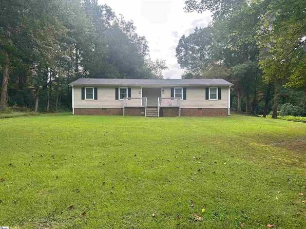 4110 E Croft Cir, Spartanburg, SC 29302