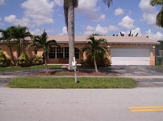 1st image of 420 NW 92nd Ave
