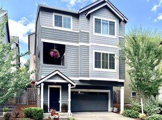 9525 NW Harvest Hill Dr, Portland, OR