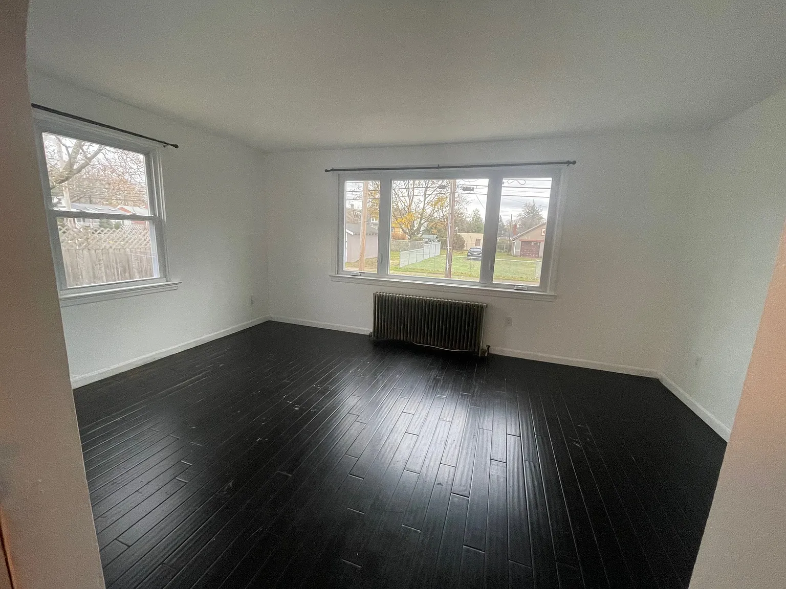 218 Edmund St — Photo 4