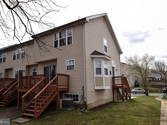 2nd image of 205 Auckland Dr