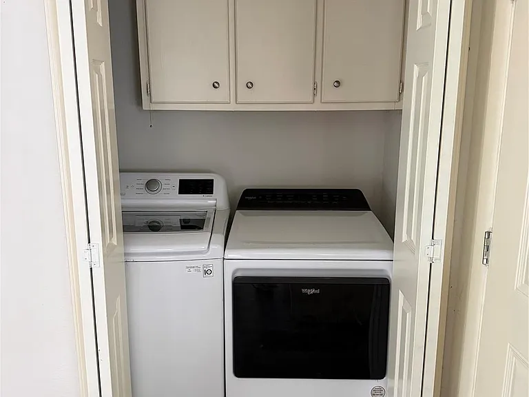 151 Country Oaks St — Photo 5