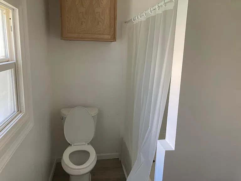 804 Rikard St — Photo 6