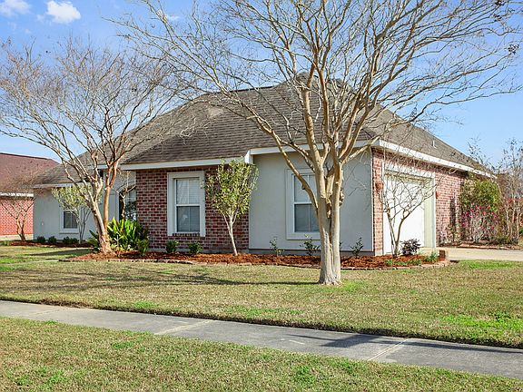 2nd image of 125 Oak Bend Dr
