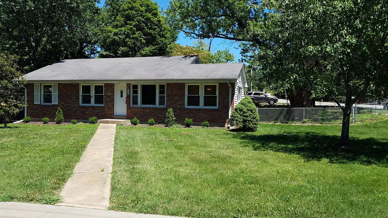 844 S Ballas Rd photo 1