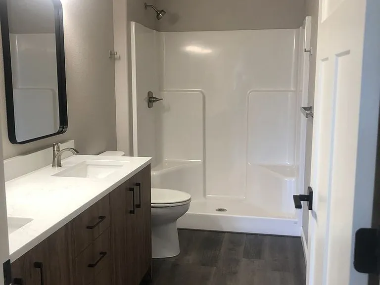 2243 E Main St — Photo 7
