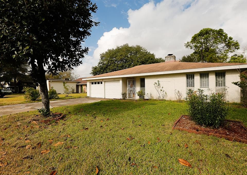 1st image of 11616 Corona Ln