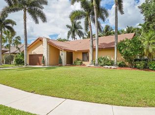 1581 NW 100th Way, Plantation, FL 33322