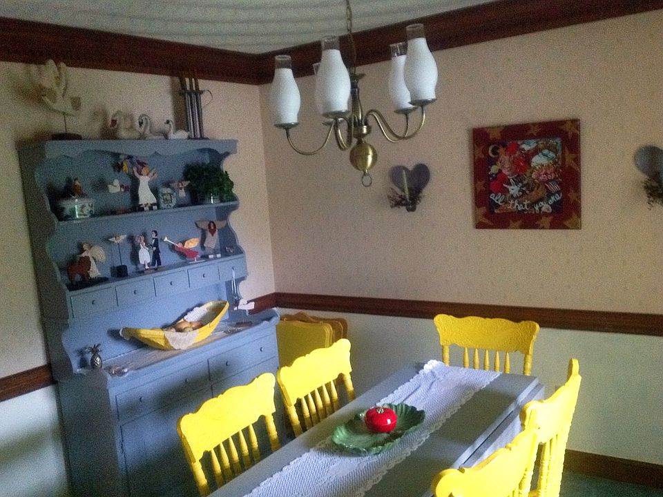 2nd image of 432 Ravenstone Dr