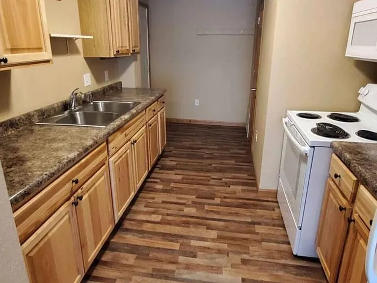 231 N Main St #A — Photo 5
