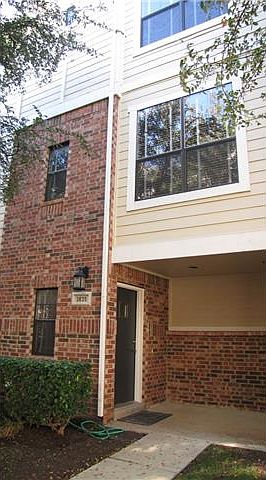 1st image of 3835 Birkdale Dr