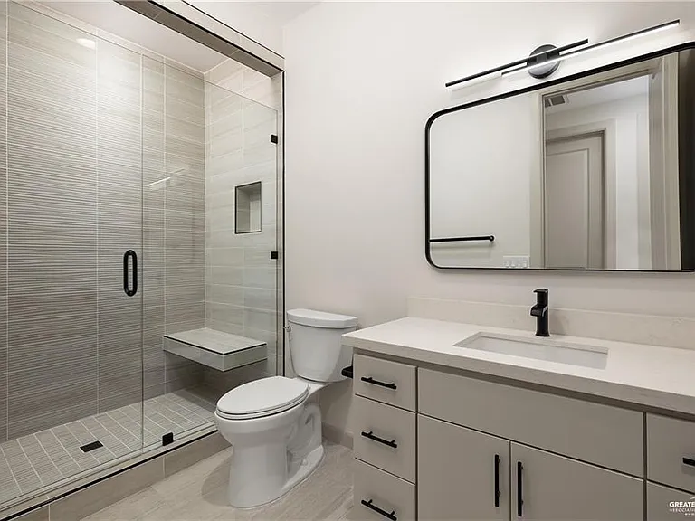 225 Canary Ave — Photo 19