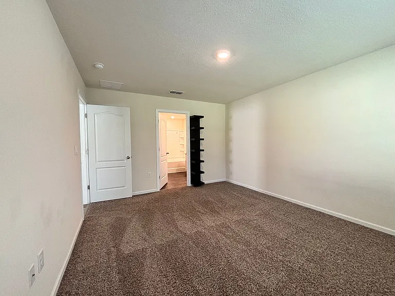 2270 Willow Springs Dr — Photo 22