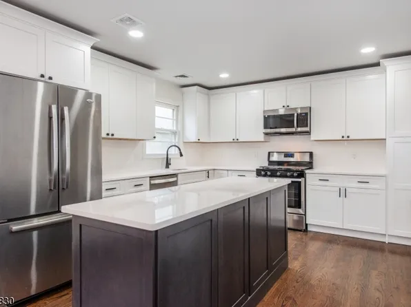 18 Norman Ln, Roxbury Twp., NJ 07876