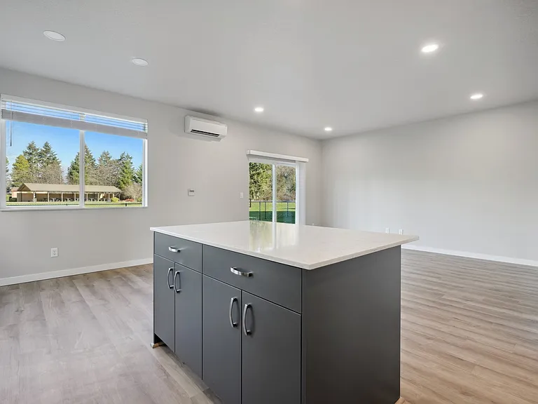 6201-6455 SE Quail Park Ln — Photo 12