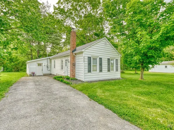 4356 Redman Rd, Brockport, NY 14420