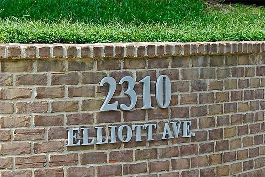 Desirable Park at Melrose