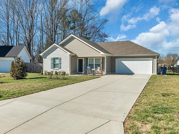 3rd image of 283 Timber Cir