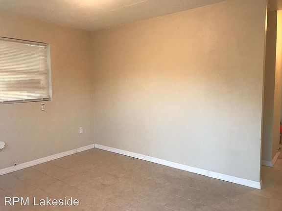 4th image of 157 Northside Dr E #1-2