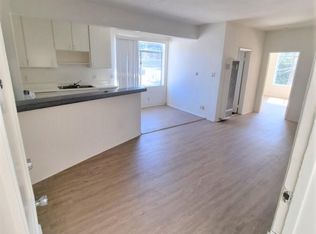 137 Entrada Dr APT 1, Santa Monica, CA 90402
