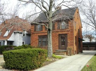 3387 Hartwood Rd, Cleveland Heights, OH 44112