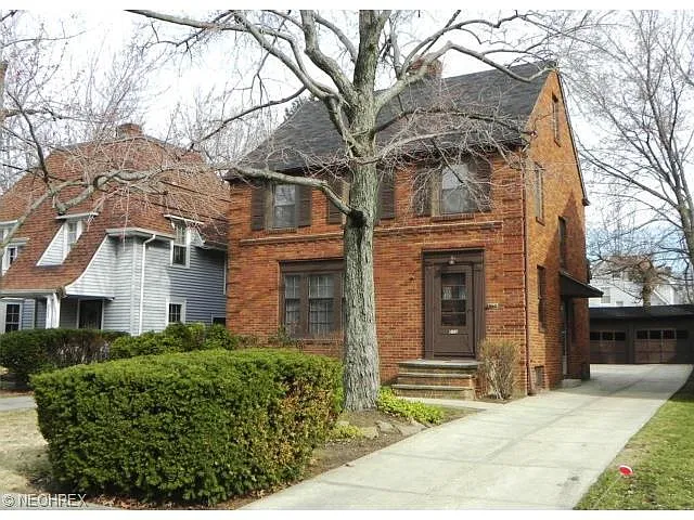 3387 Hartwood Rd photo 1