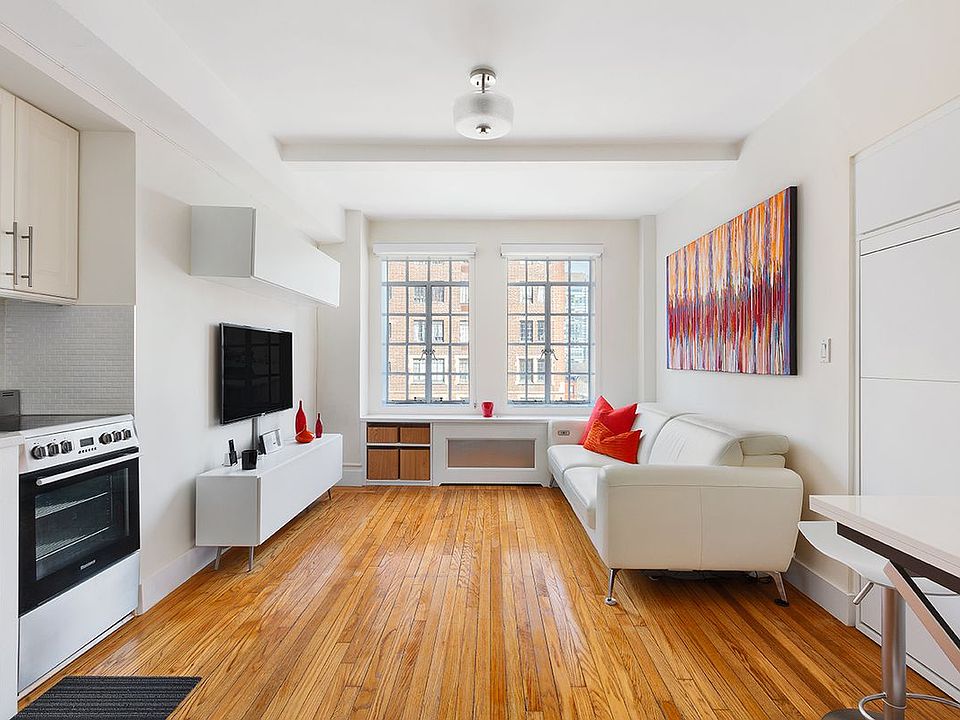 1st image of 25 Tudor City Pl APT 502