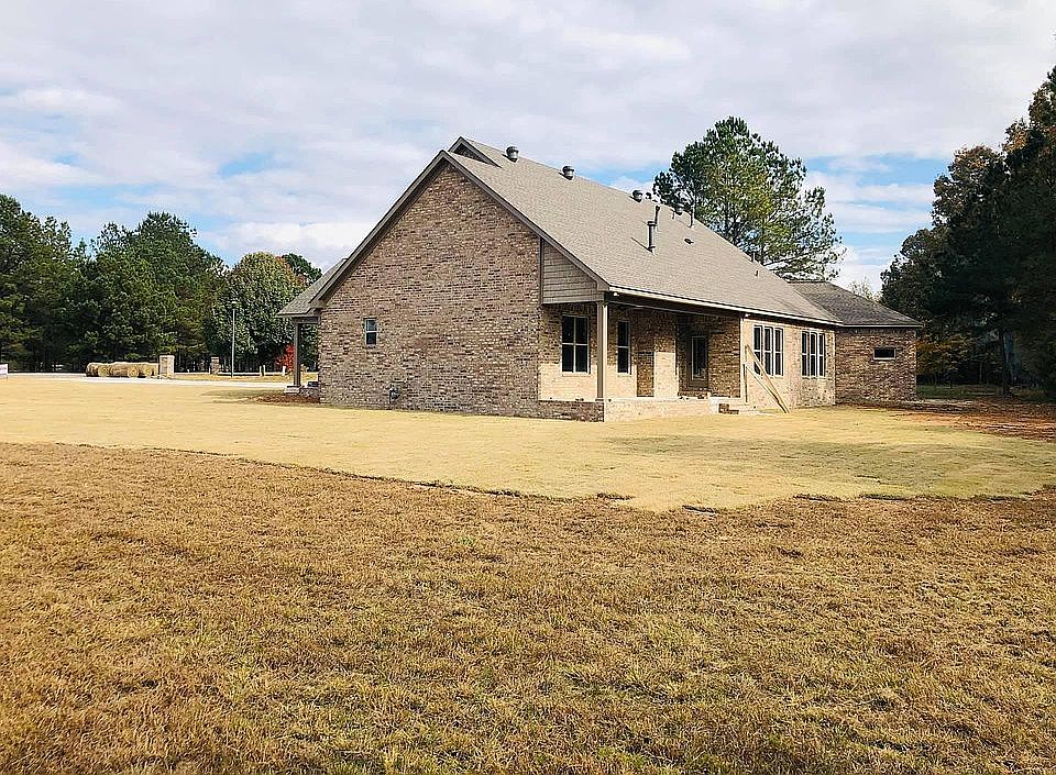 2nd image of 2409 Estates Ct