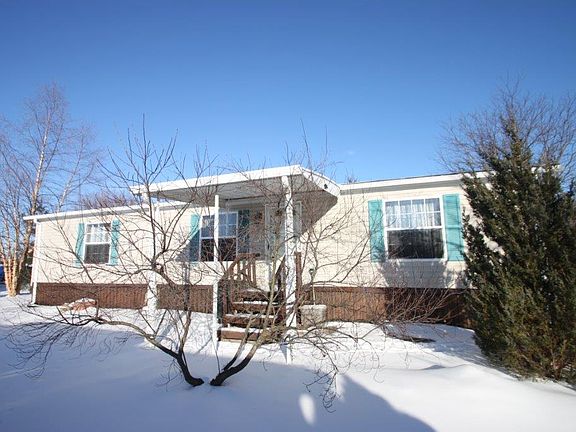 4th image of 272 Sunset Dr