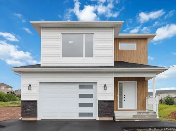 101 Oakfield Dr, Riverview, NB E1B 0S7