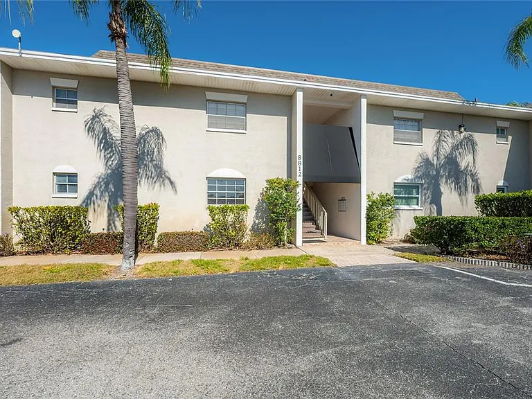 8812 Bay Pointe Dr #D202 — Photo 1