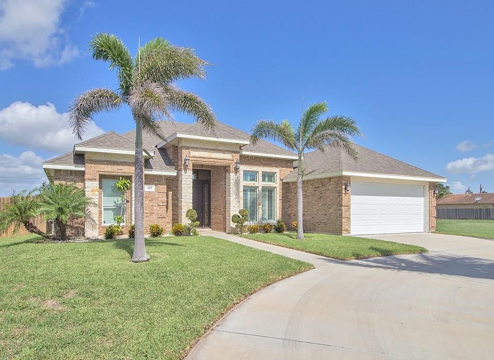 1st image of 213 Palm Blvd