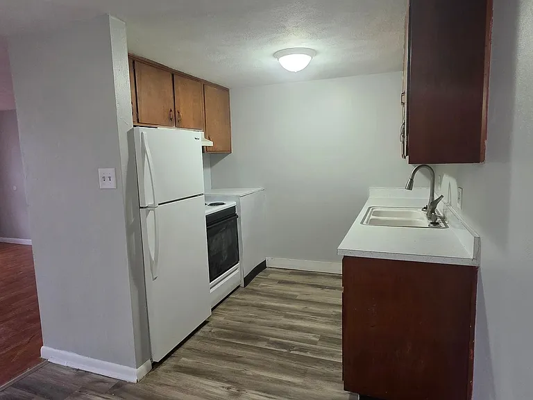 4415 Columbus Ave — Photo 12